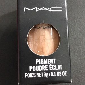 Mac pigment